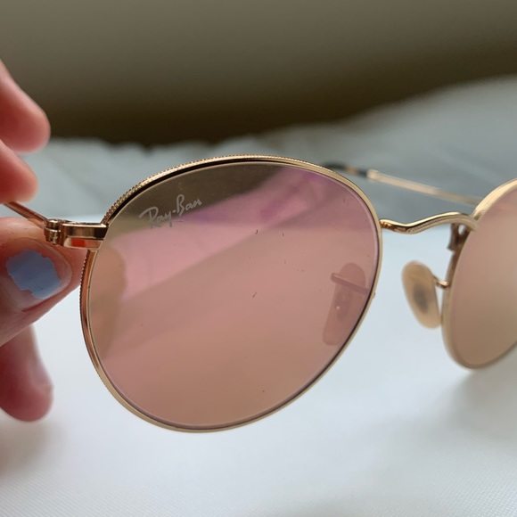 Brand new pink round flash lense ray bans - Picture 2 of 9